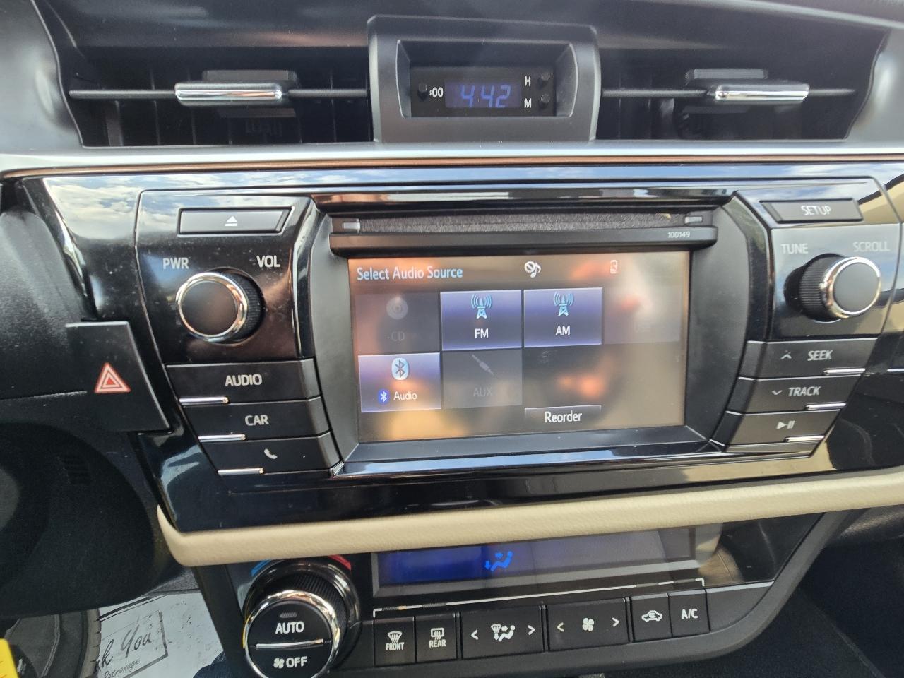 Toyota Corolla LE Eco CVT 2015
