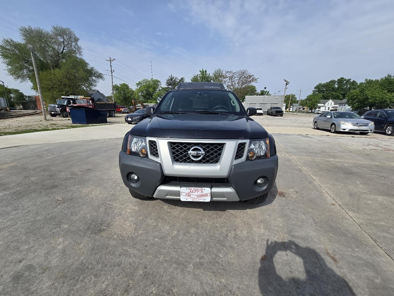 Nissan Xterra S 4WD 2013