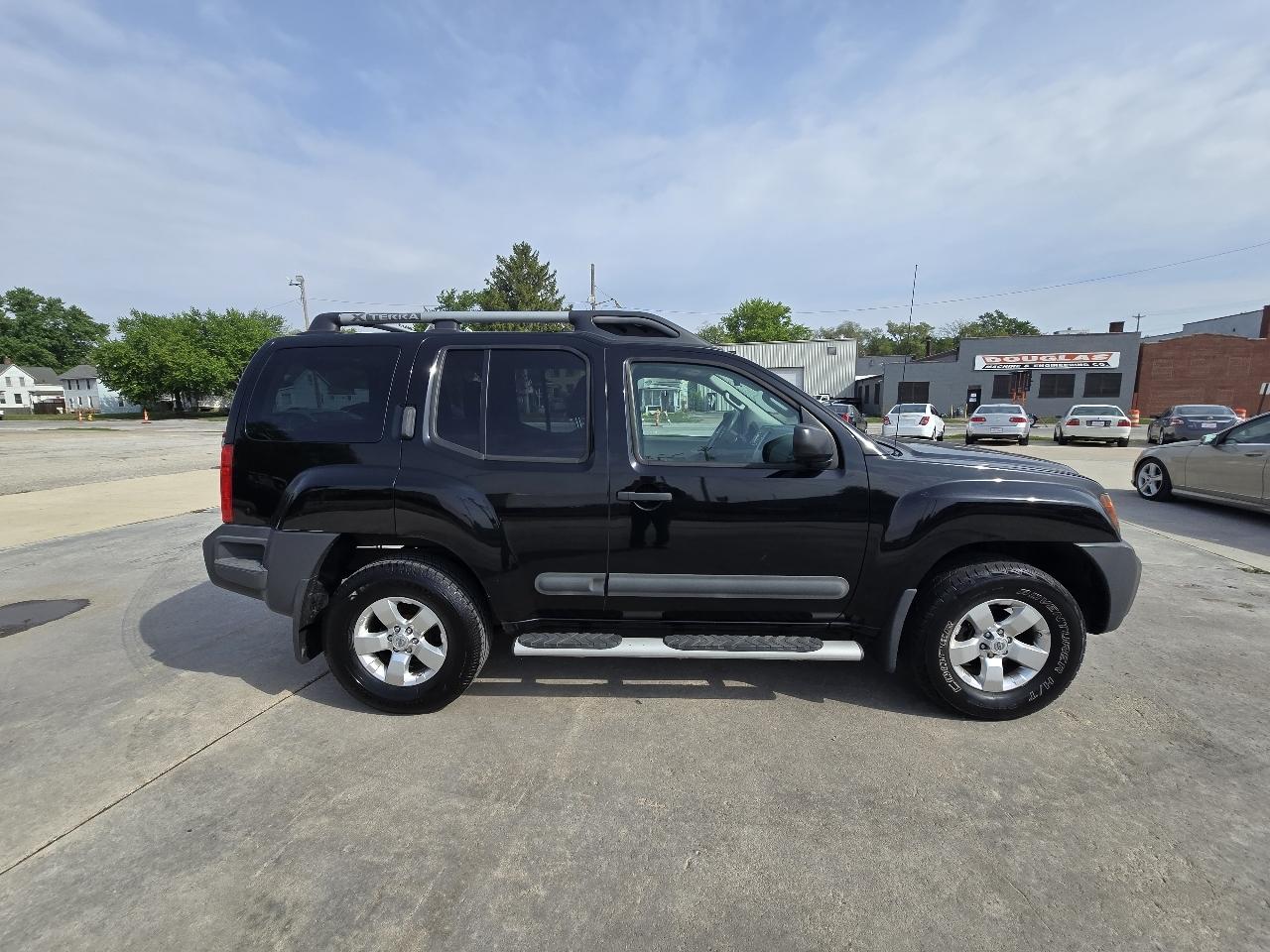 Nissan Xterra S 4WD 2013