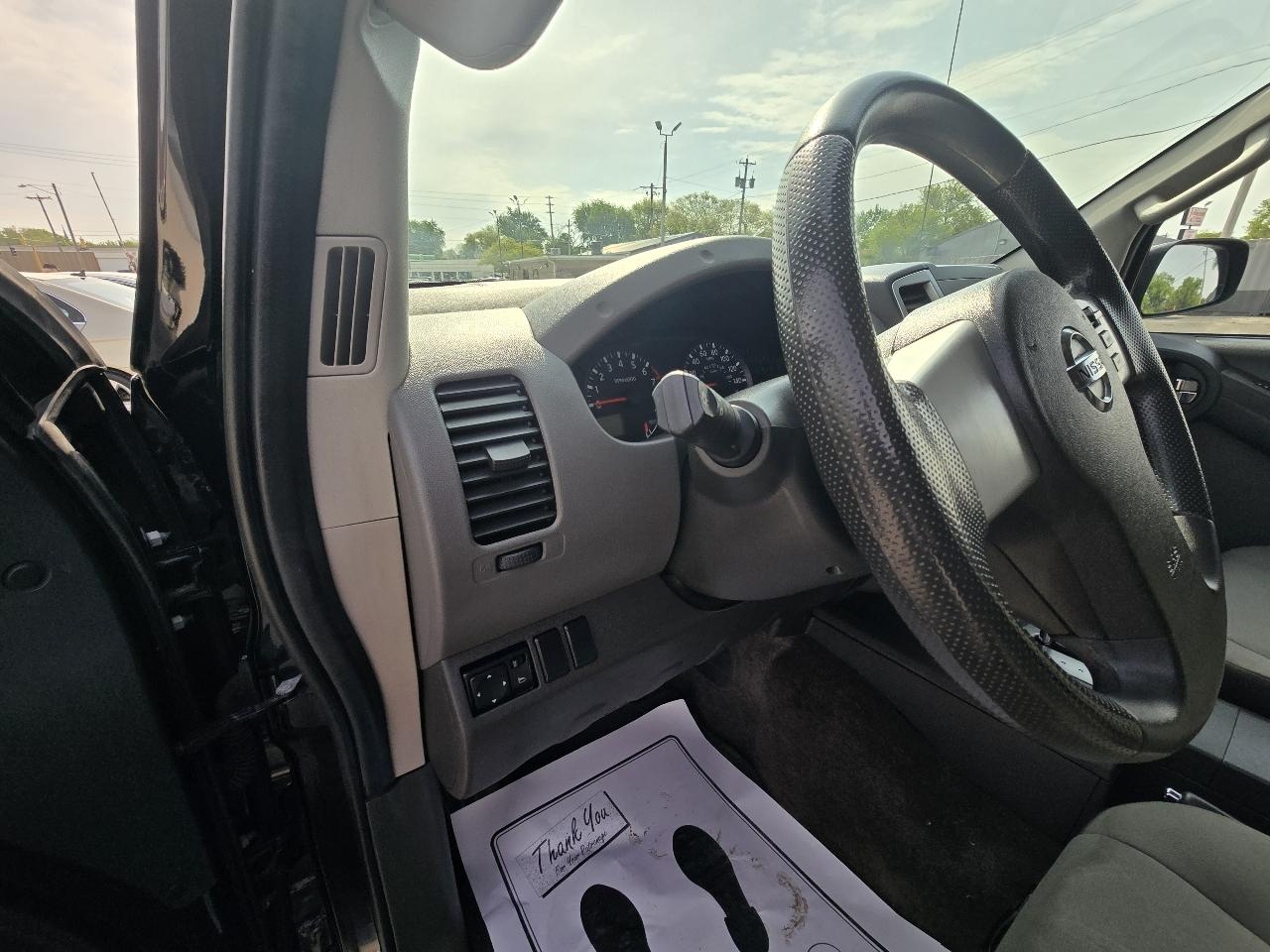 Nissan Xterra S 4WD 2013