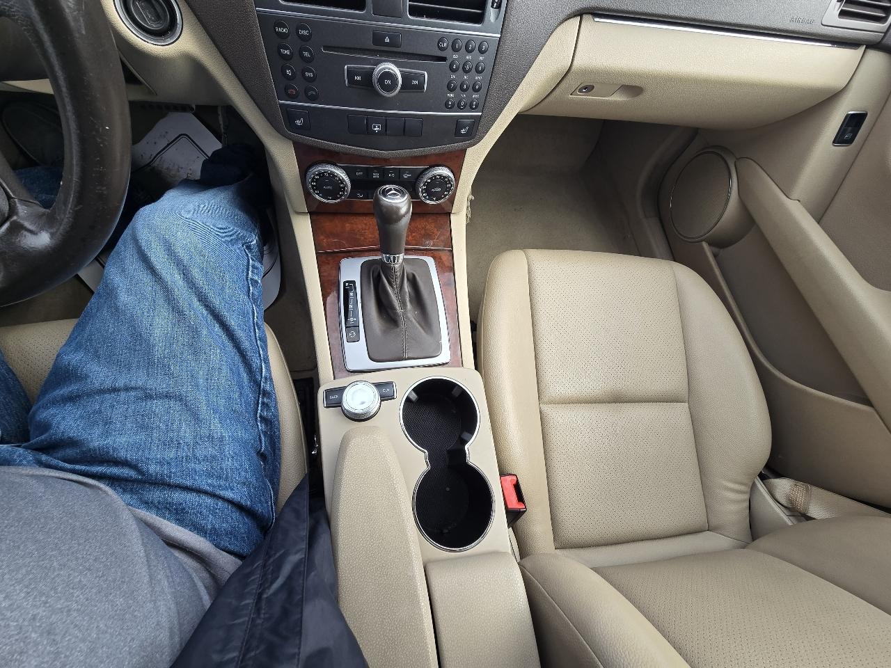 Mercedes-Benz C-Class C300 4MATIC Sport Sedan 2011