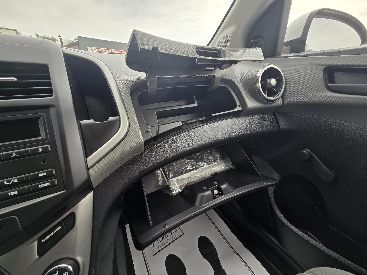 Chevrolet Sonic LS Auto Sedan 2016