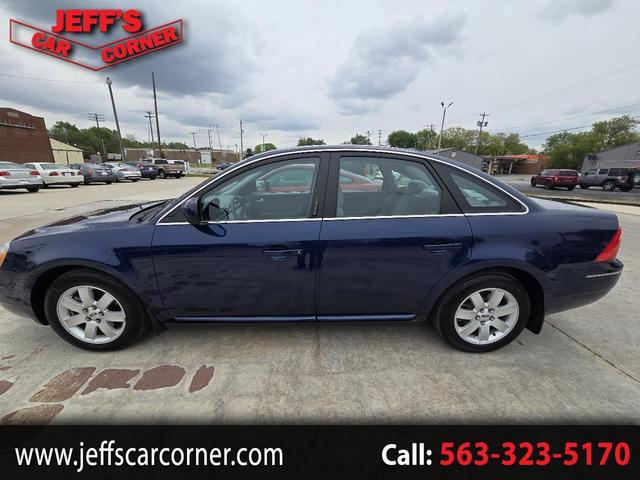 Blue 2007 Ford Five Hundred SEL Sedan Front-Wheel Drive Automatic