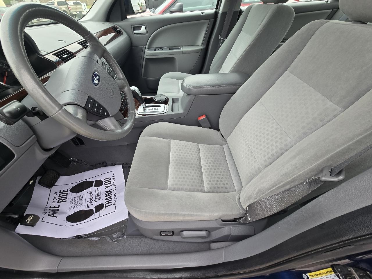 Ford Five Hundred SEL FWD 2007