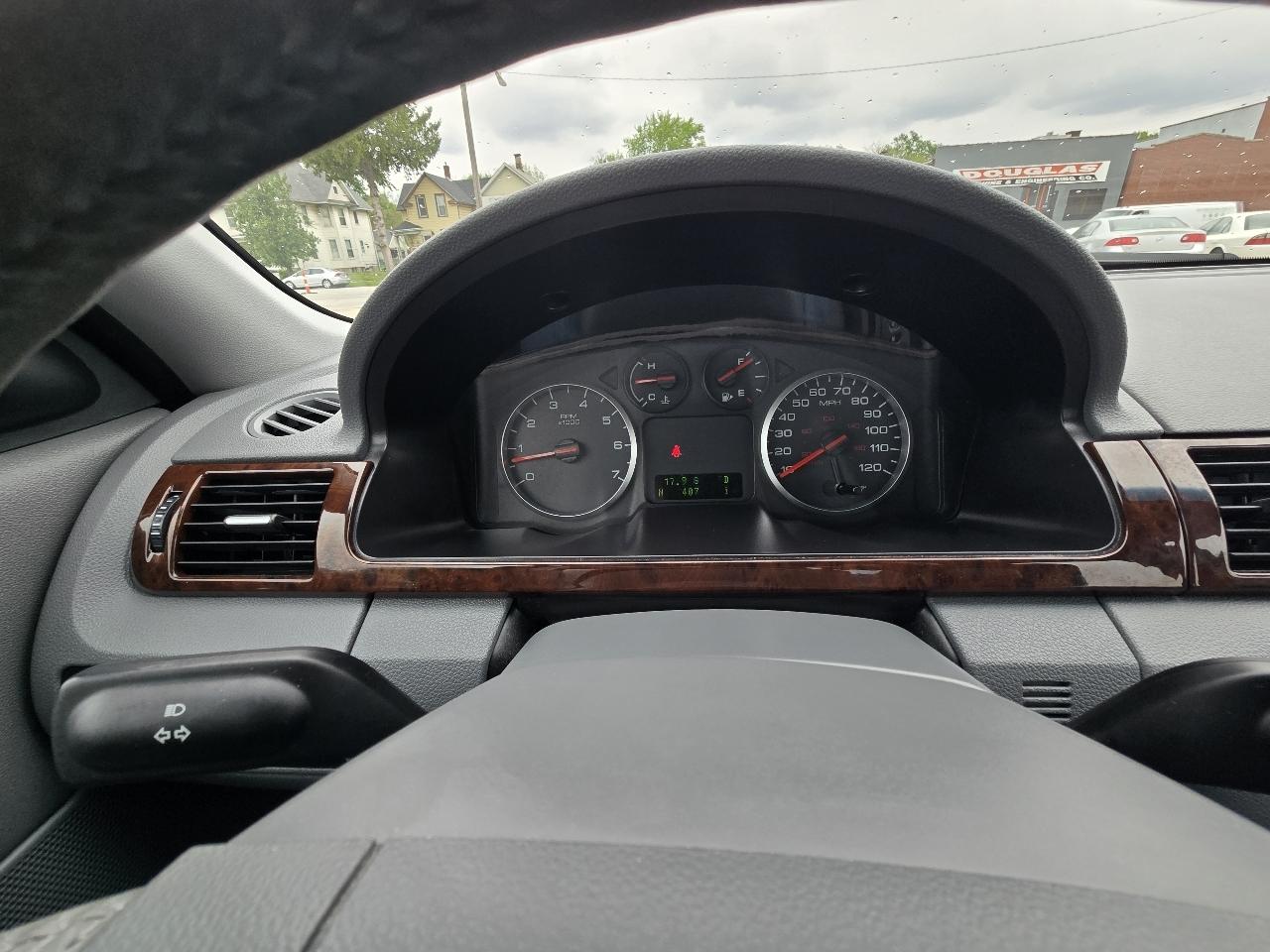 Ford Five Hundred SEL FWD 2007