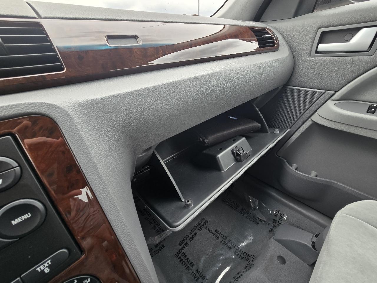 Ford Five Hundred SEL FWD 2007