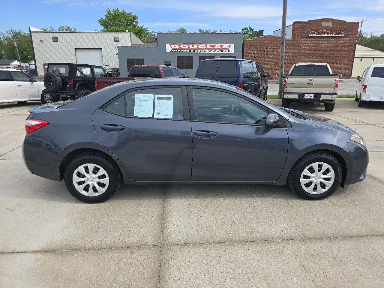 Toyota Corolla LE Eco CVT 2016