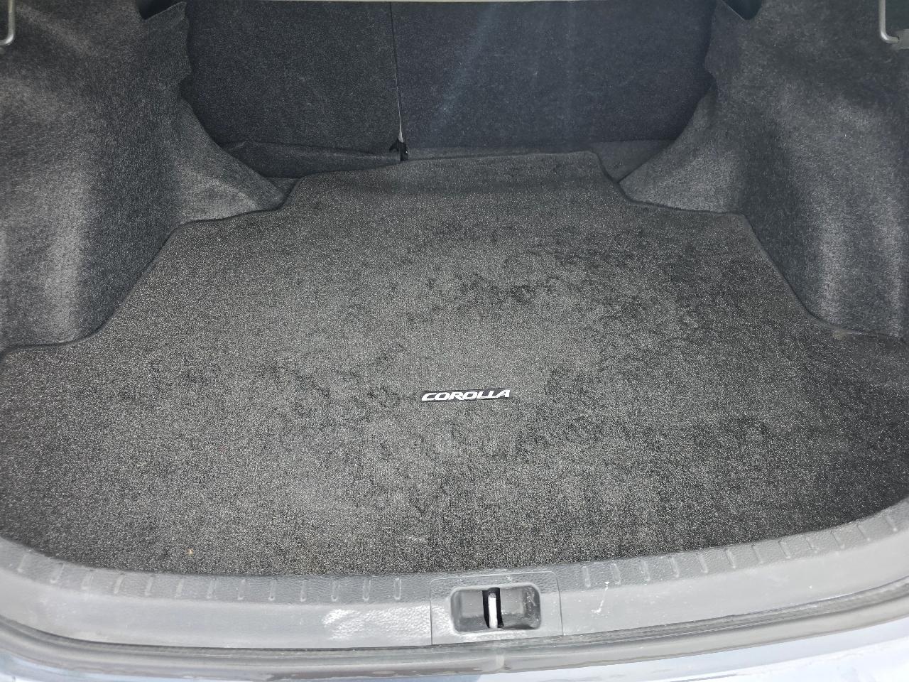 Toyota Corolla LE Eco CVT 2016