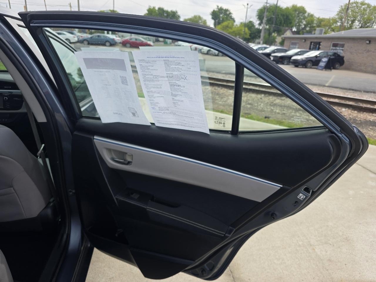 Toyota Corolla LE Eco CVT 2016