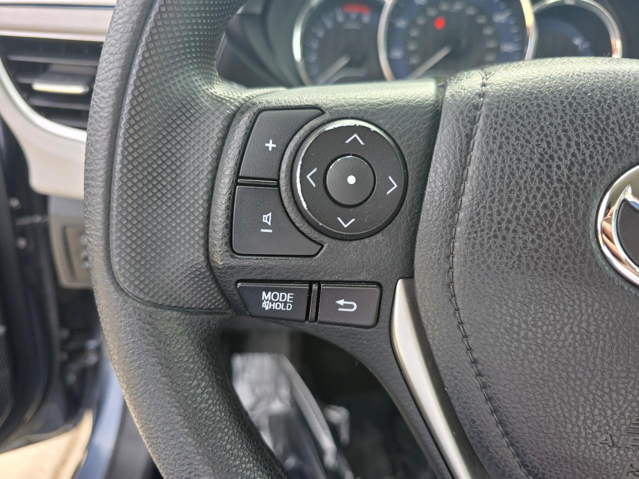 Toyota Corolla LE Eco CVT 2016