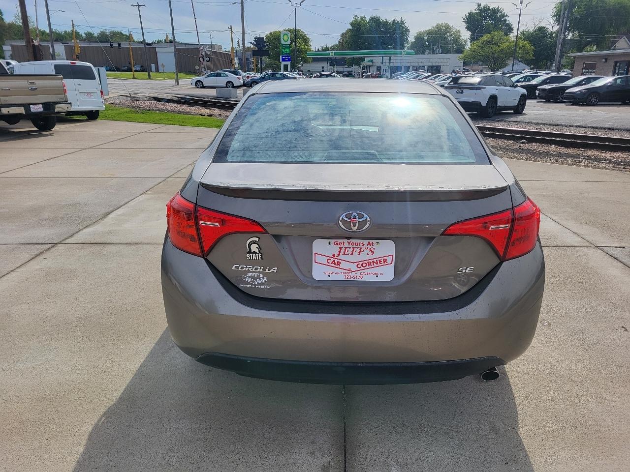 Toyota Corolla SE CVT 2017