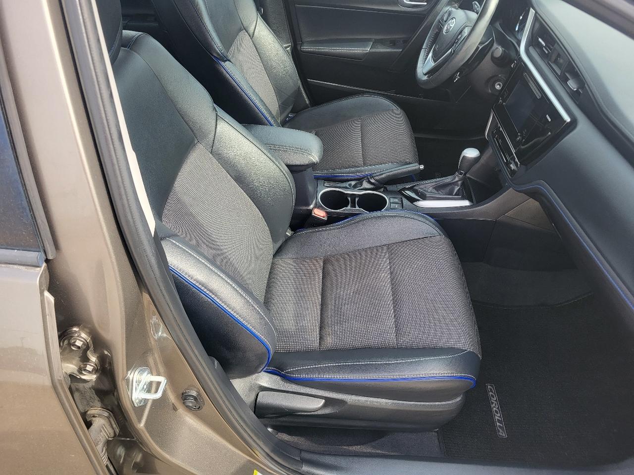 Toyota Corolla SE CVT 2017