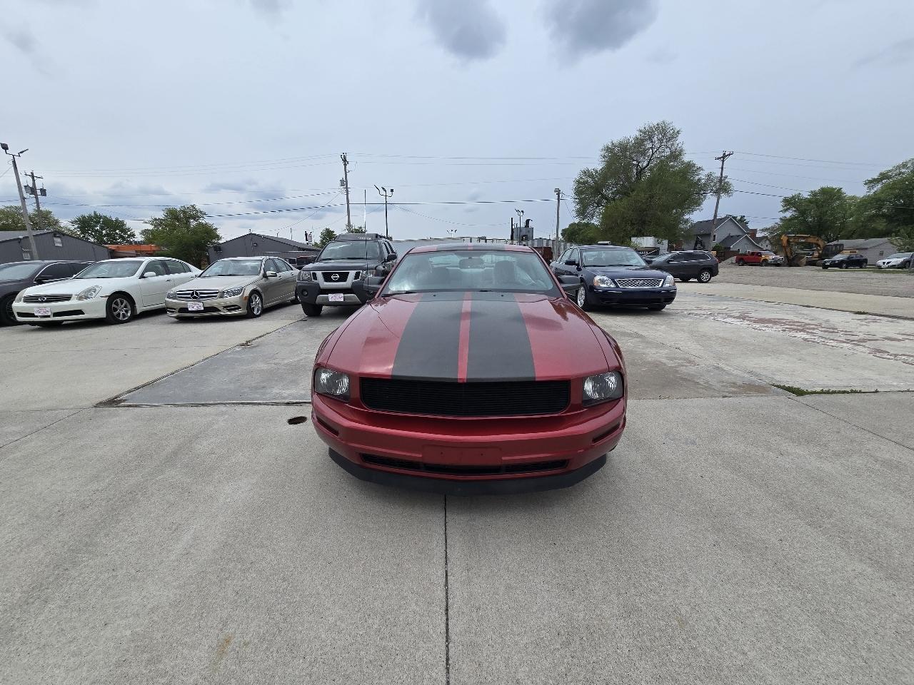 Ford Mustang V6 Premium Coupe 2005
