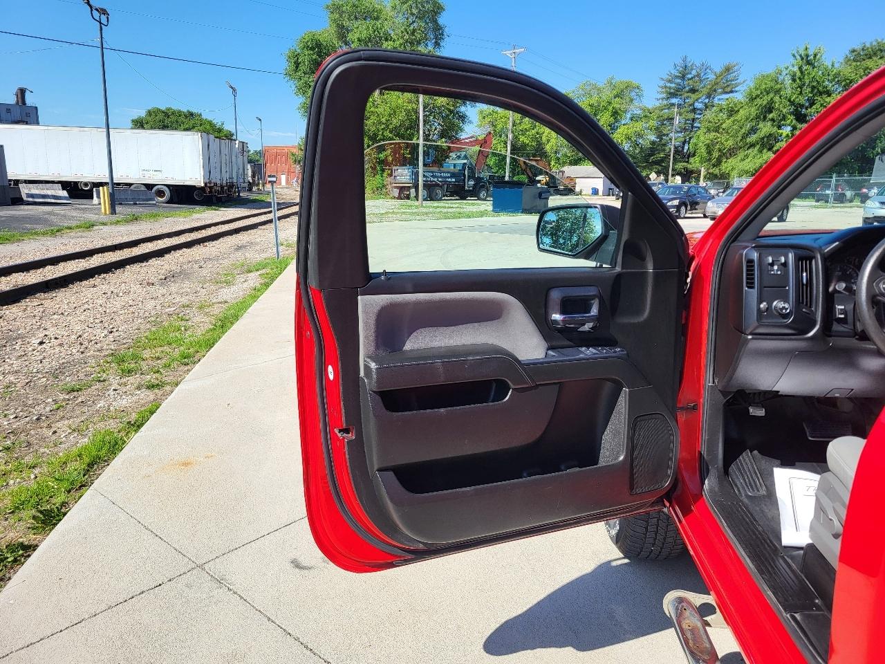 Chevrolet Silverado 1500 Work Truck 1WT Regular Cab 4WD 2014