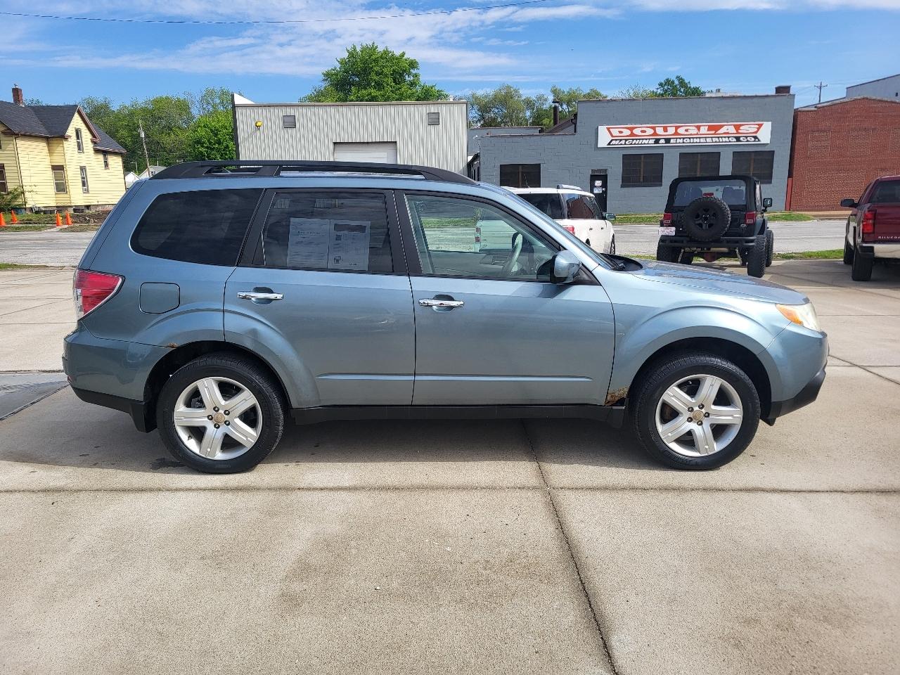 Subaru Forester 2.5X Premium 2010