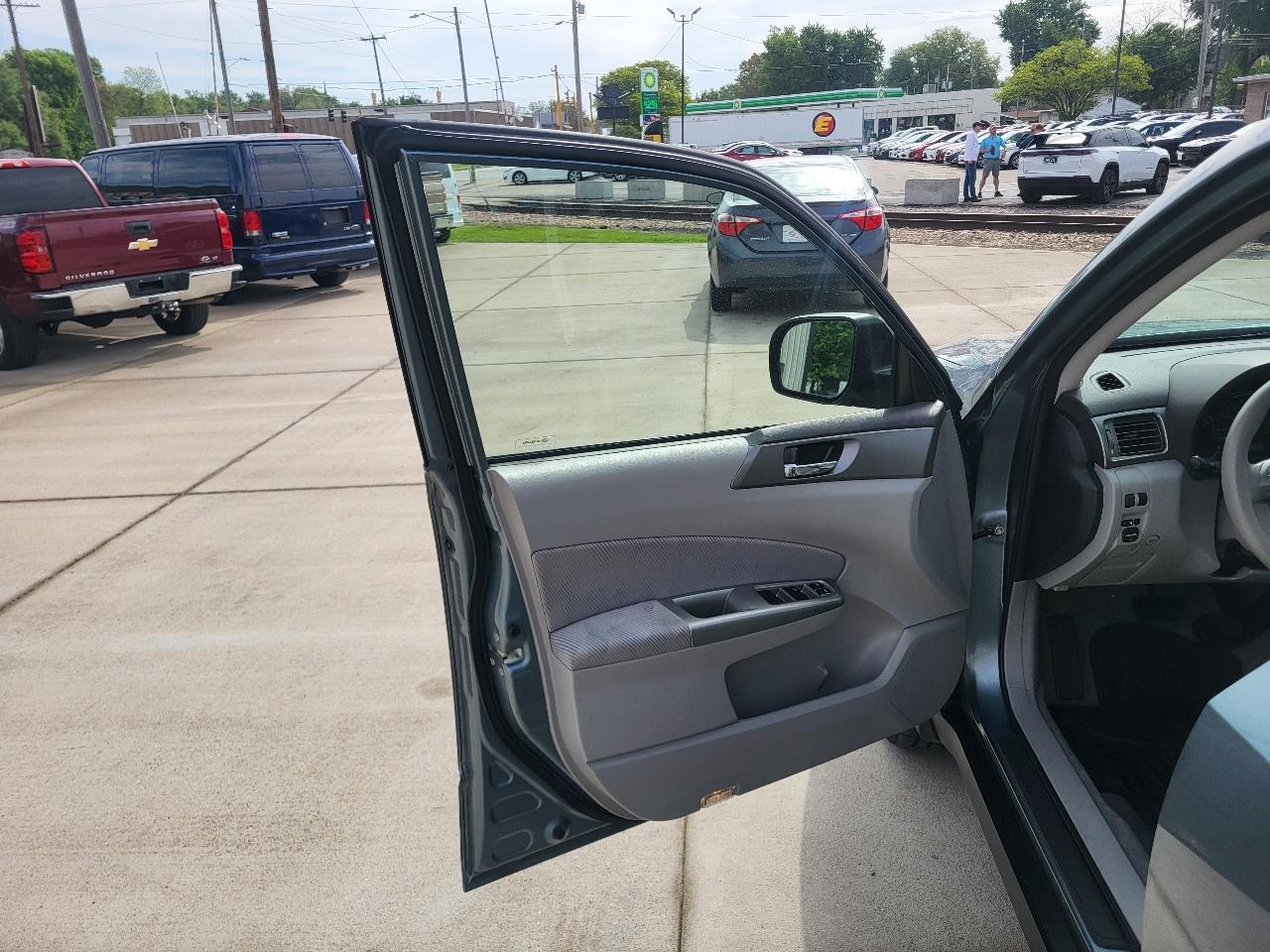 Subaru Forester 2.5X Premium 2010