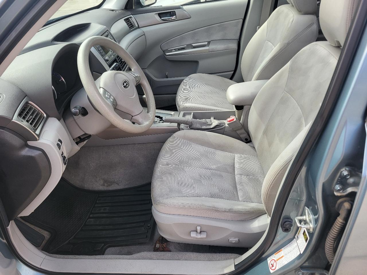 Subaru Forester 2.5X Premium 2010