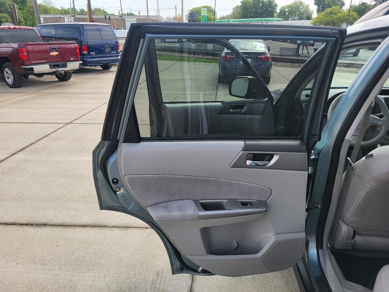 Subaru Forester 2.5X Premium 2010