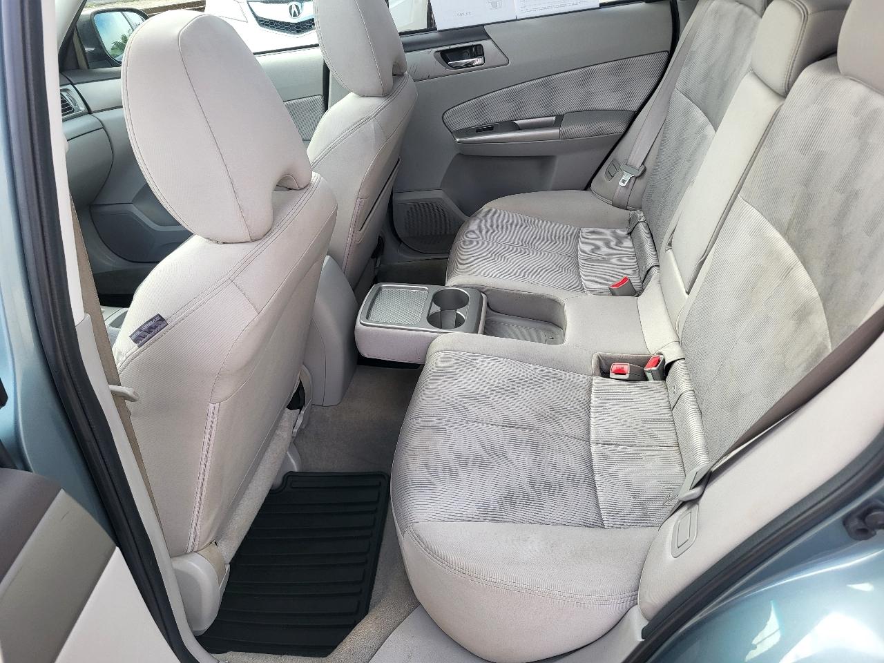 Subaru Forester 2.5X Premium 2010