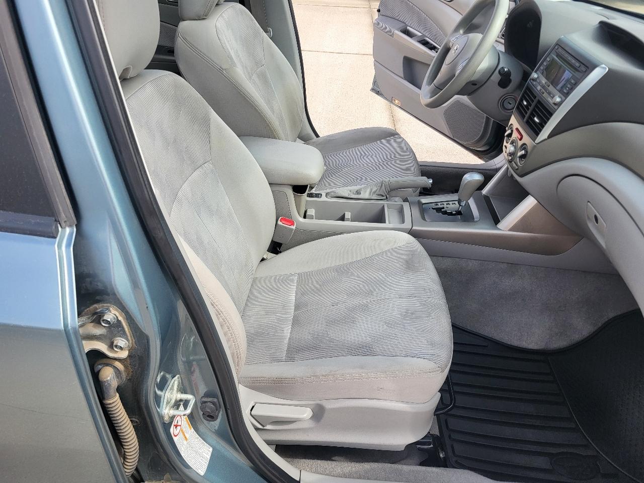 Subaru Forester 2.5X Premium 2010
