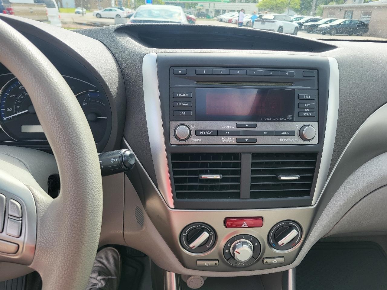 Subaru Forester 2.5X Premium 2010