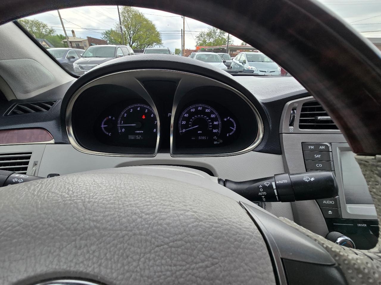 Toyota Avalon Limited 2011