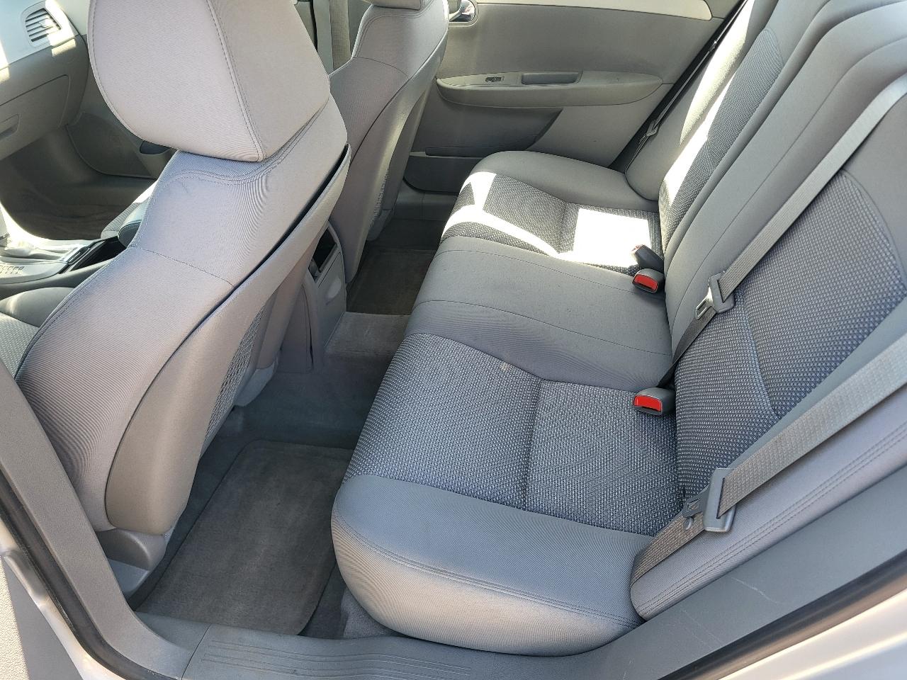 Chevrolet Malibu 1LT 2011