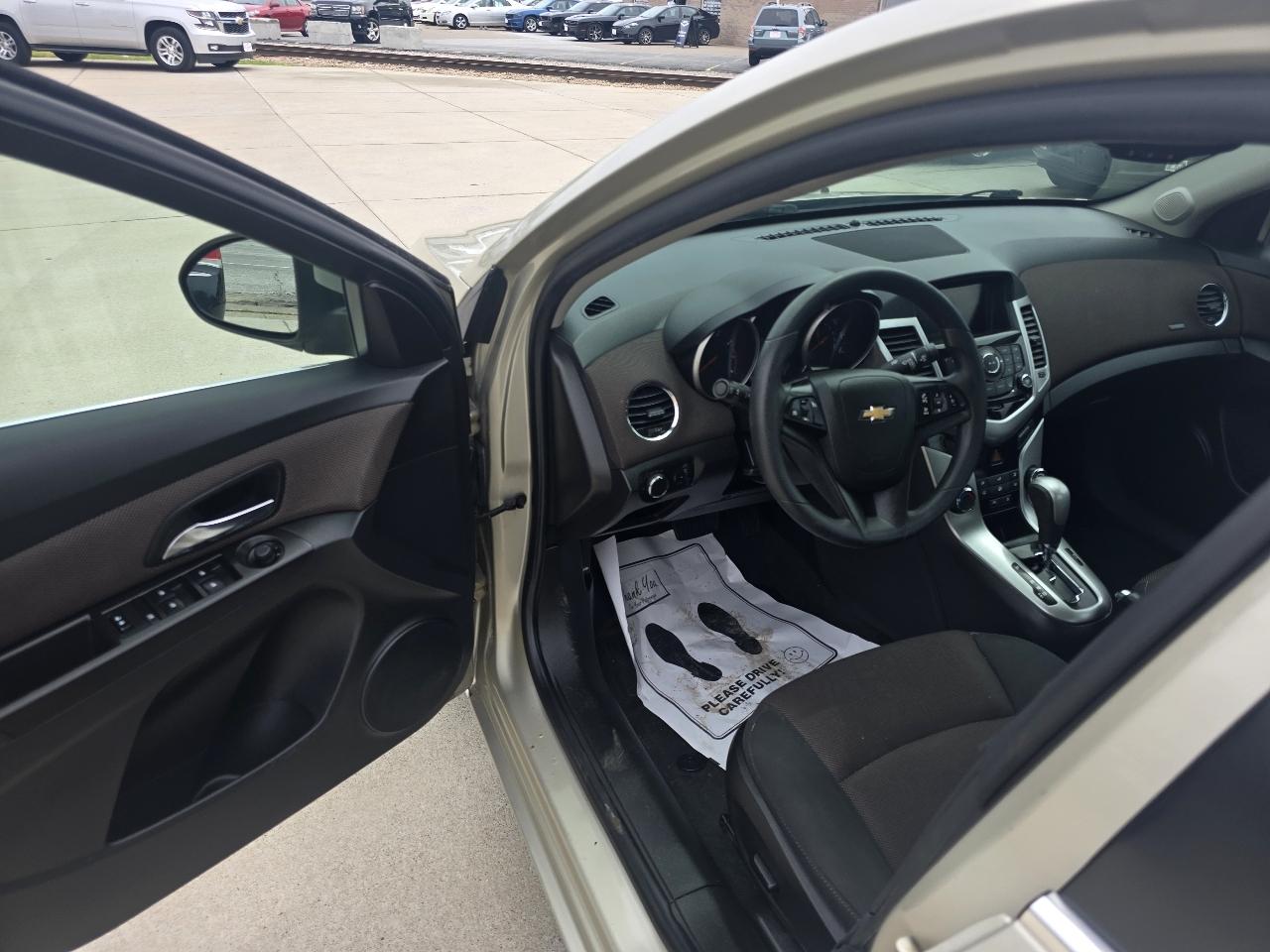 Chevrolet Cruze Limited 1LT Auto 2016