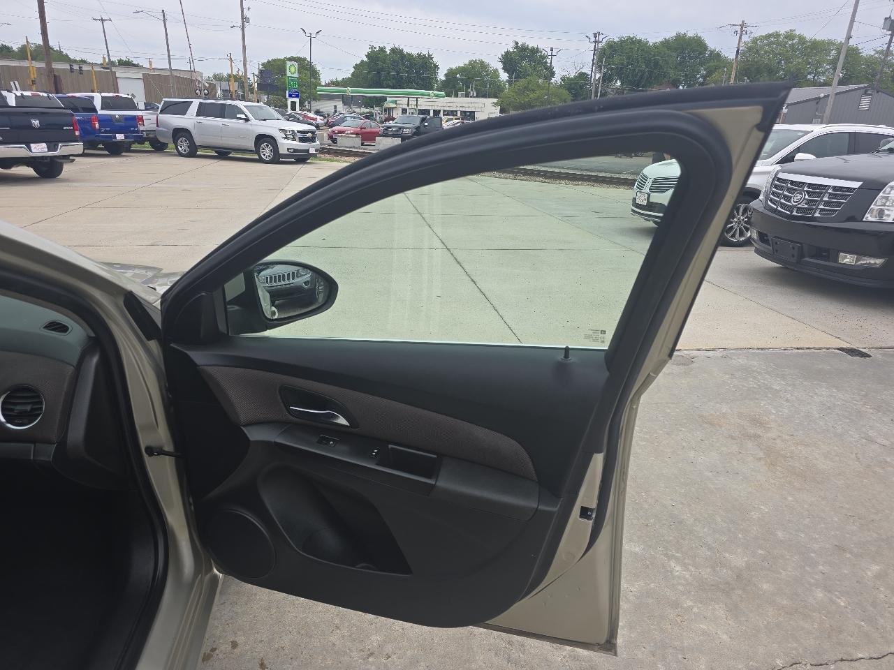 Chevrolet Cruze Limited 1LT Auto 2016