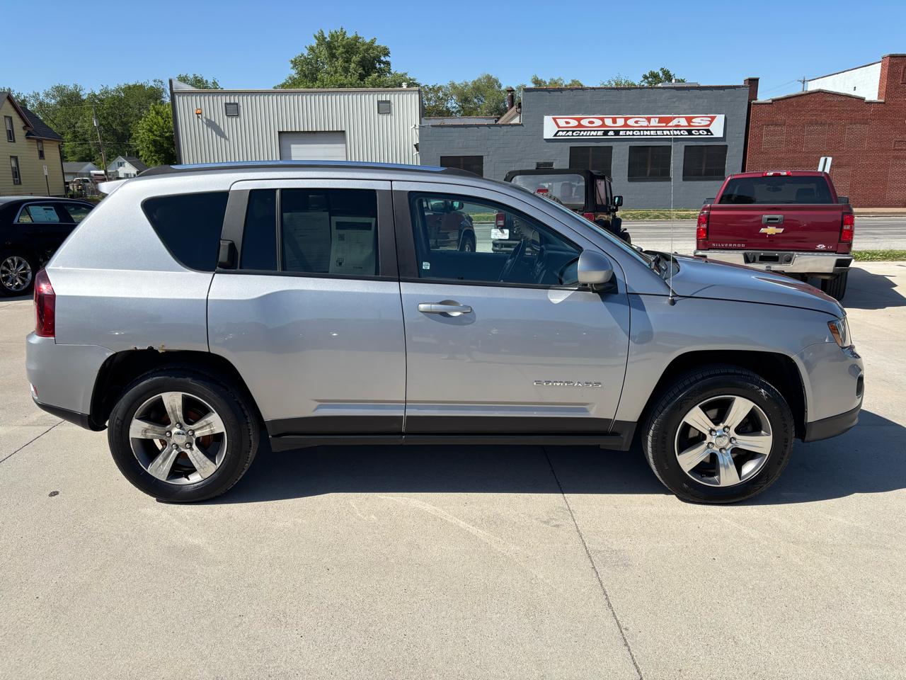 Jeep Compass Latitude FWD 2017
