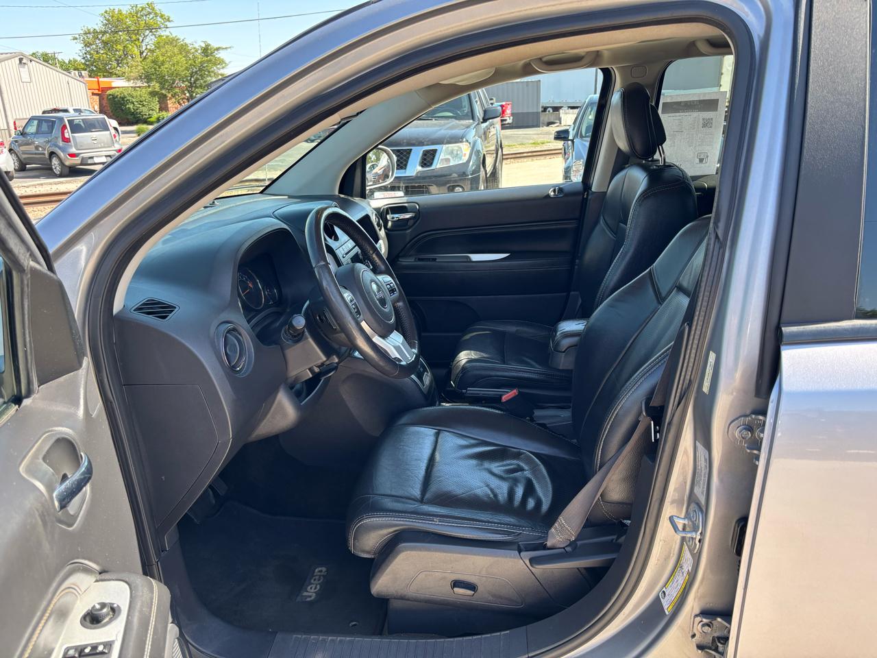 Jeep Compass Latitude FWD 2017