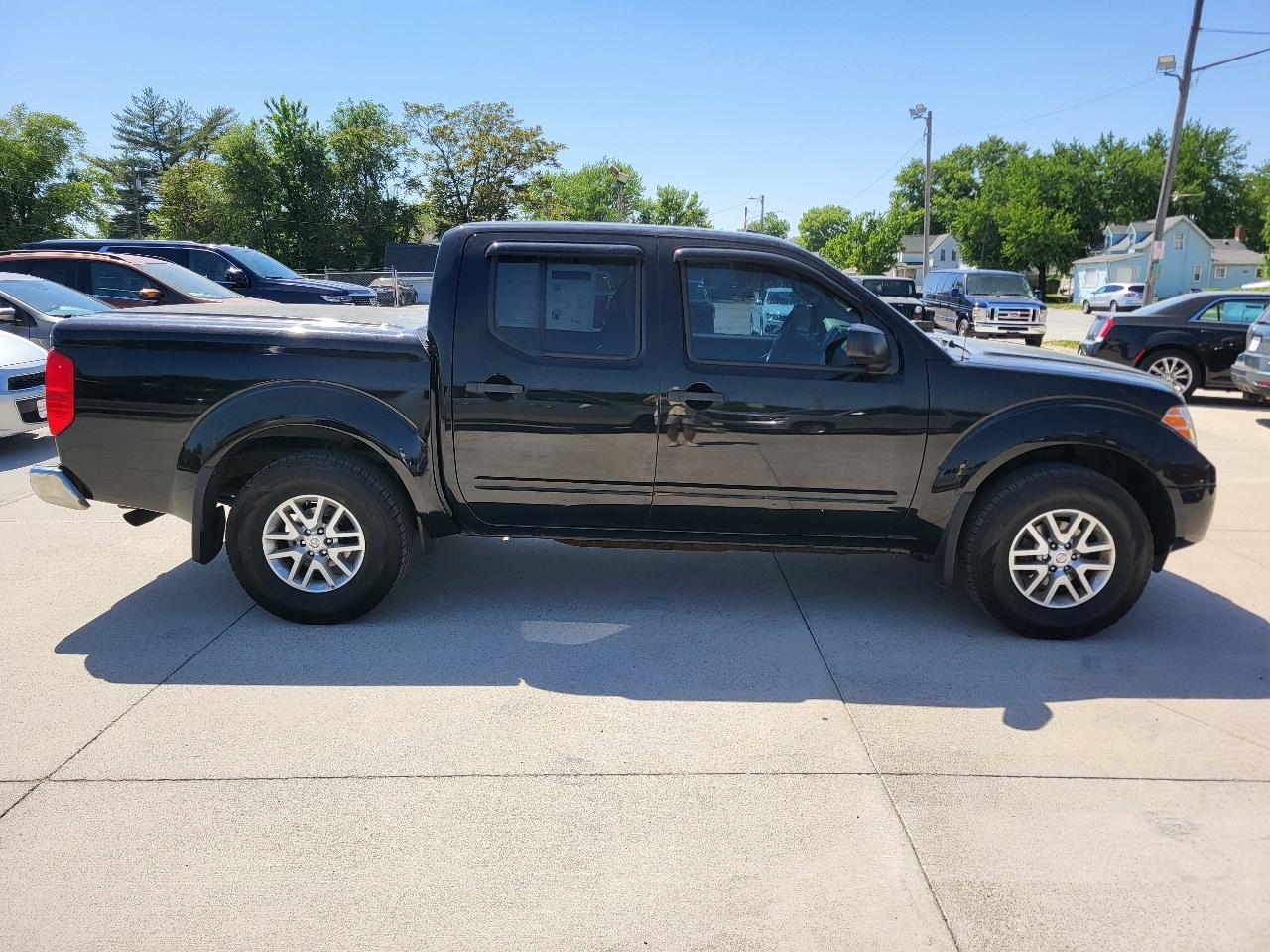 Nissan Frontier SL Crew Cab 4WD 2014
