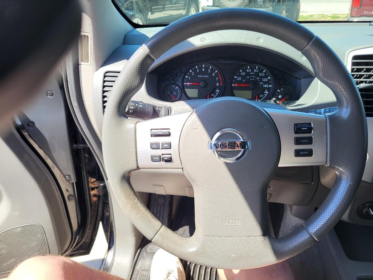 Nissan Frontier SL Crew Cab 4WD 2014