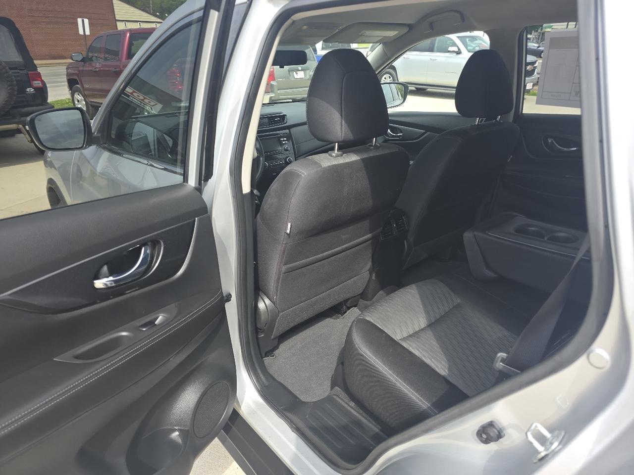 Nissan Rogue SV AWD 2017