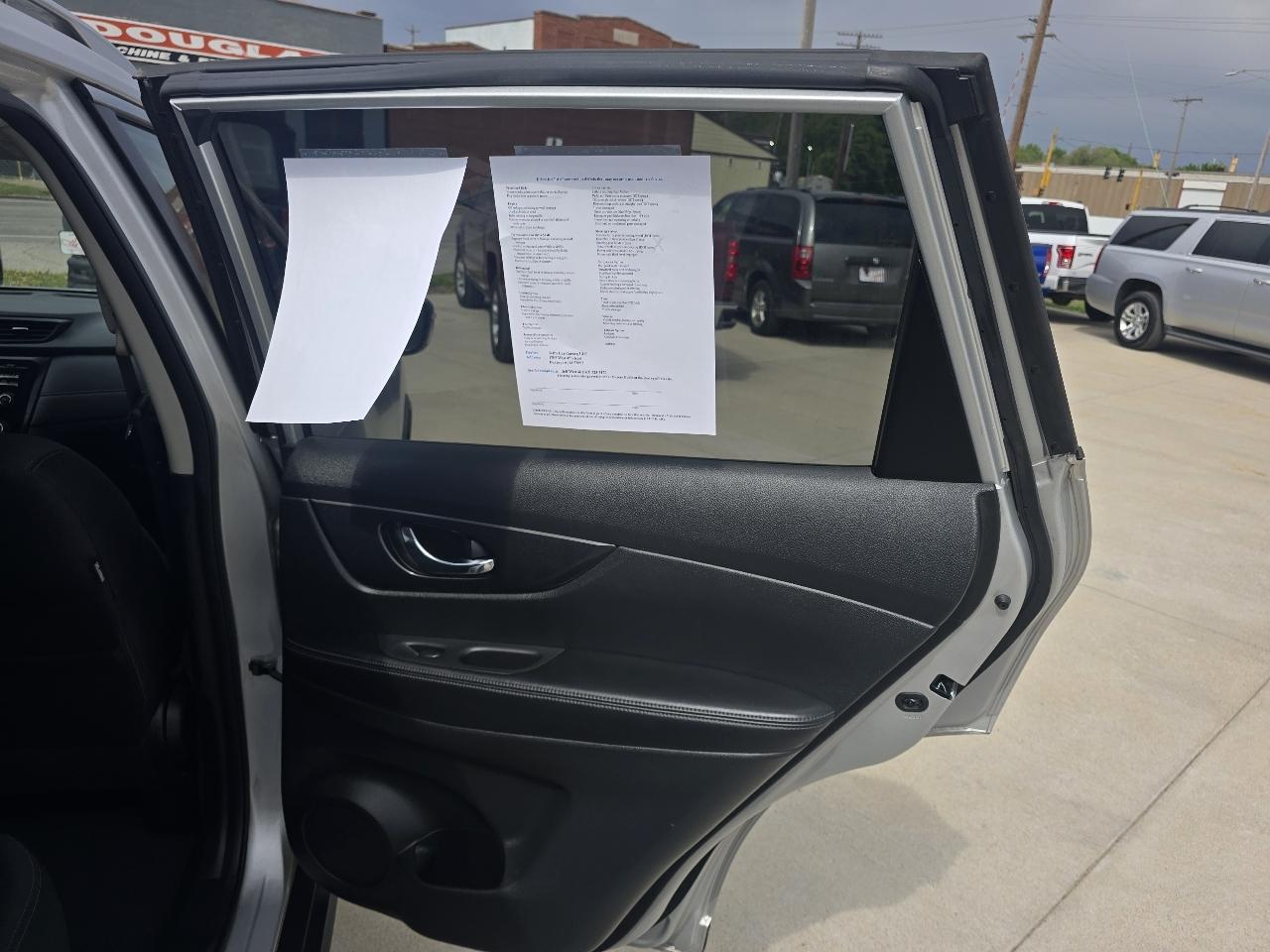 Nissan Rogue SV AWD 2017