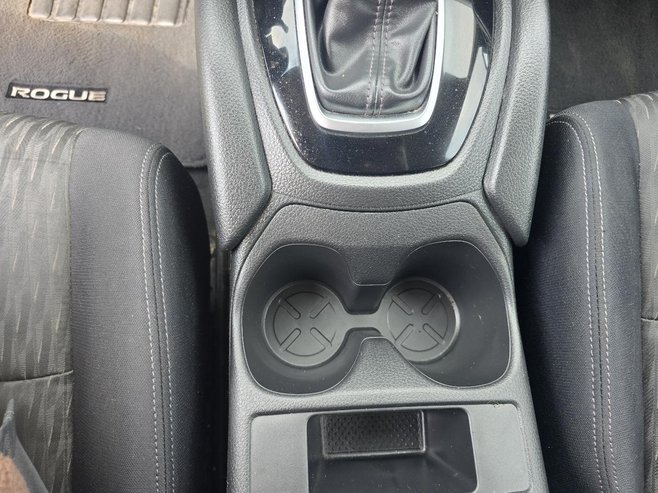 Nissan Rogue SV AWD 2017