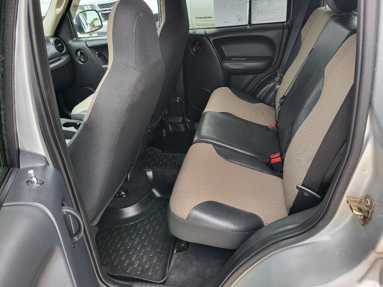 Jeep Liberty Sport 4WD 2004