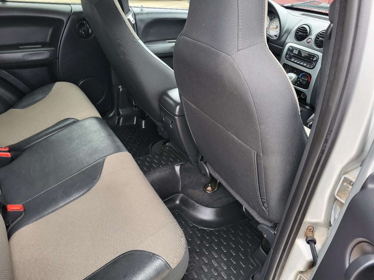 Jeep Liberty Sport 4WD 2004