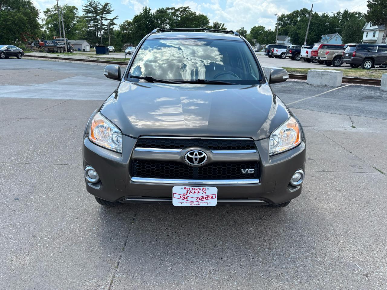 Toyota RAV4 Limited V6 4WD 2009