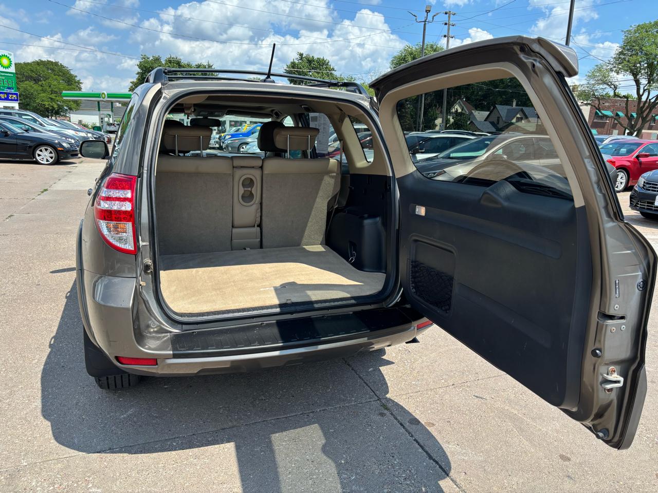 Toyota RAV4 Limited V6 4WD 2009
