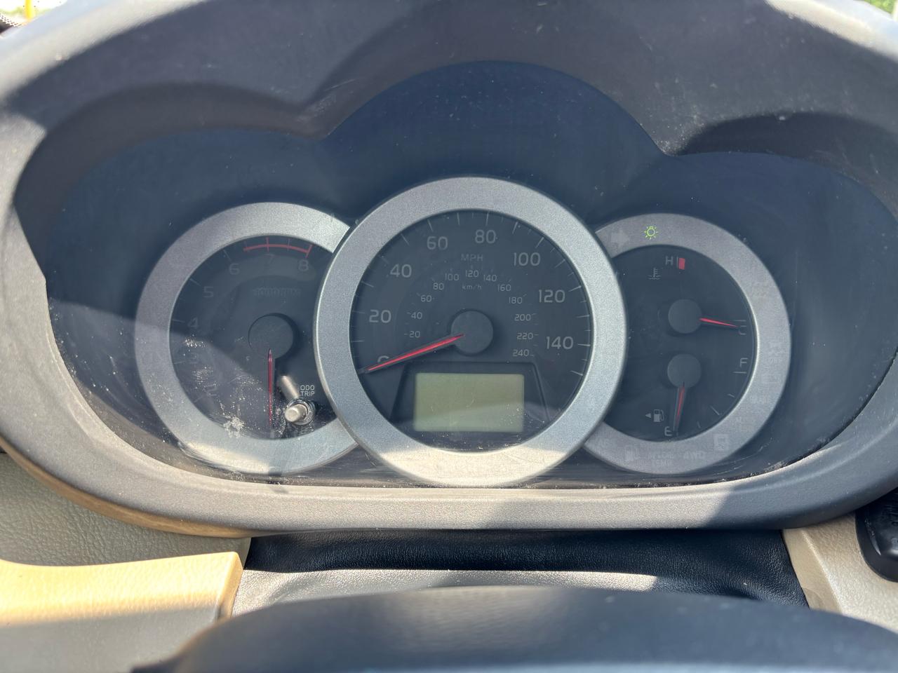Toyota RAV4 Limited V6 4WD 2009