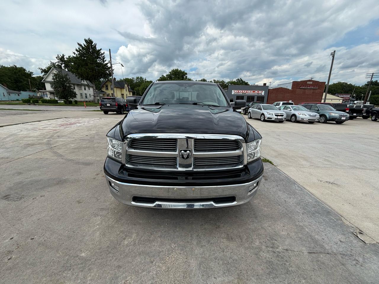 RAM 1500 SLT Crew Cab 4WD 2012