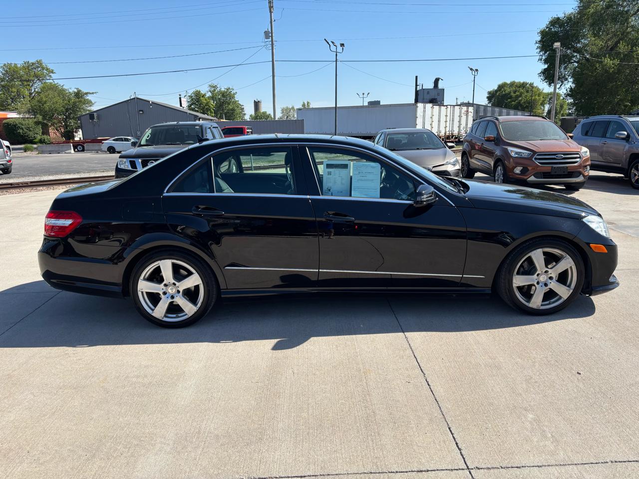 Mercedes-Benz E-Class E350 Sedan 4MATIC 2011