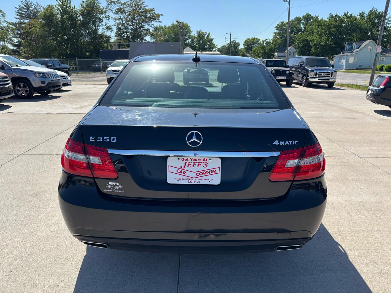 Mercedes-Benz E-Class E350 Sedan 4MATIC 2011