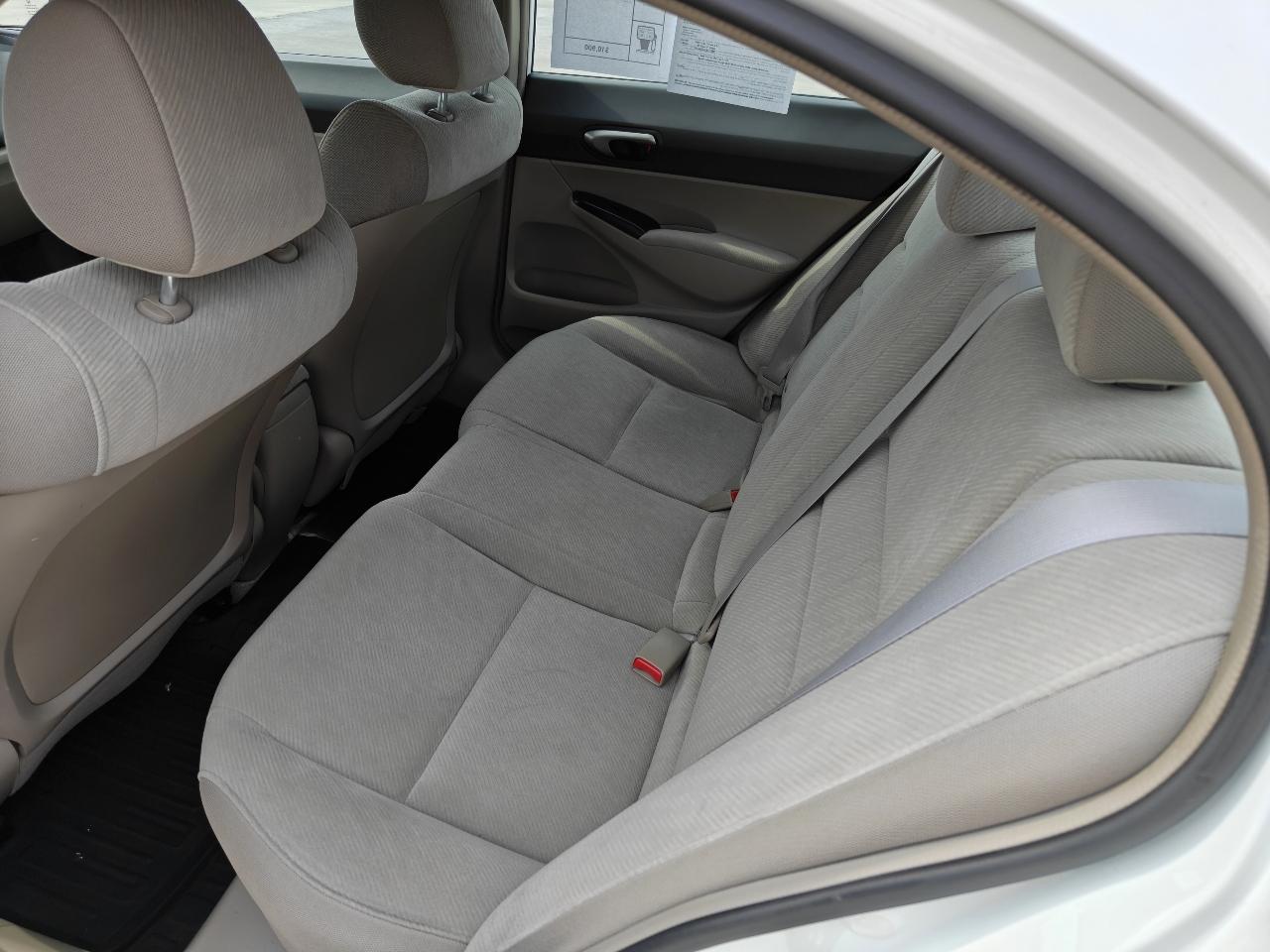 Honda Civic LX Sedan 5-Speed AT 2010