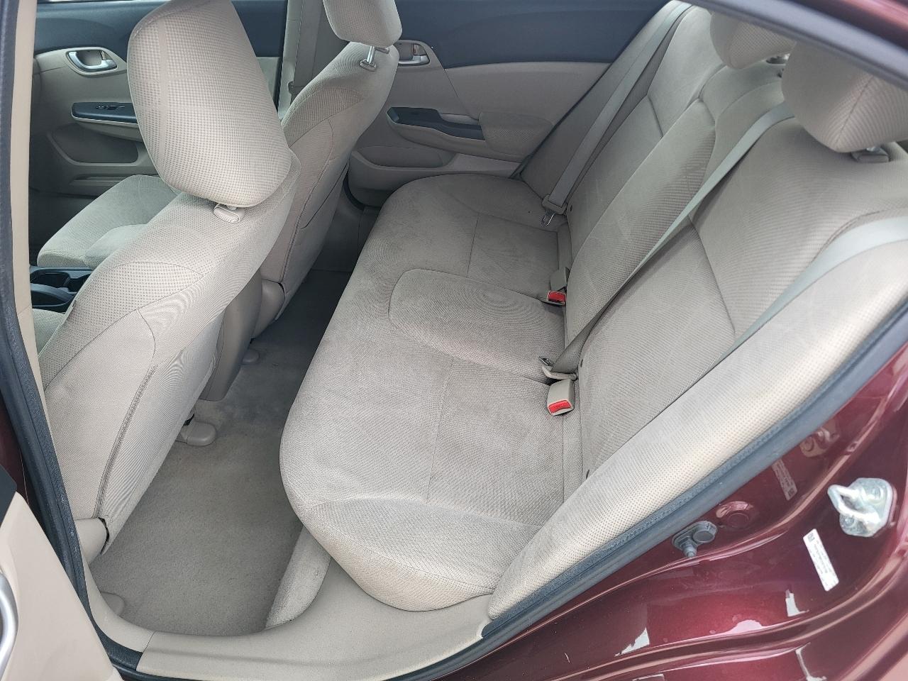 Honda Civic LX Sedan 5-Speed AT 2012