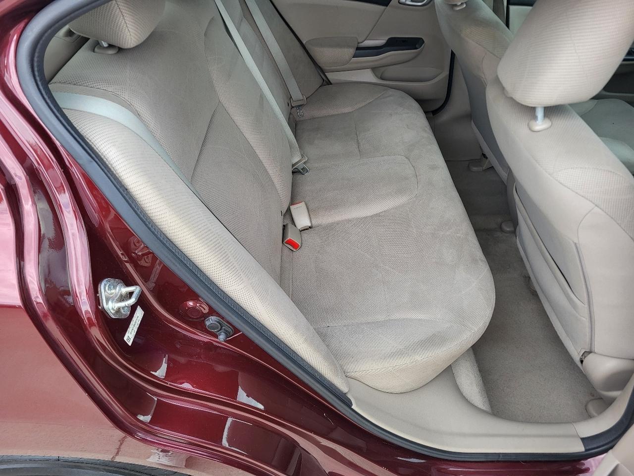 Honda Civic LX Sedan 5-Speed AT 2012