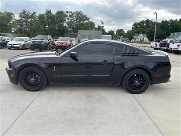 2014 Ford Mustang V6 Coupe