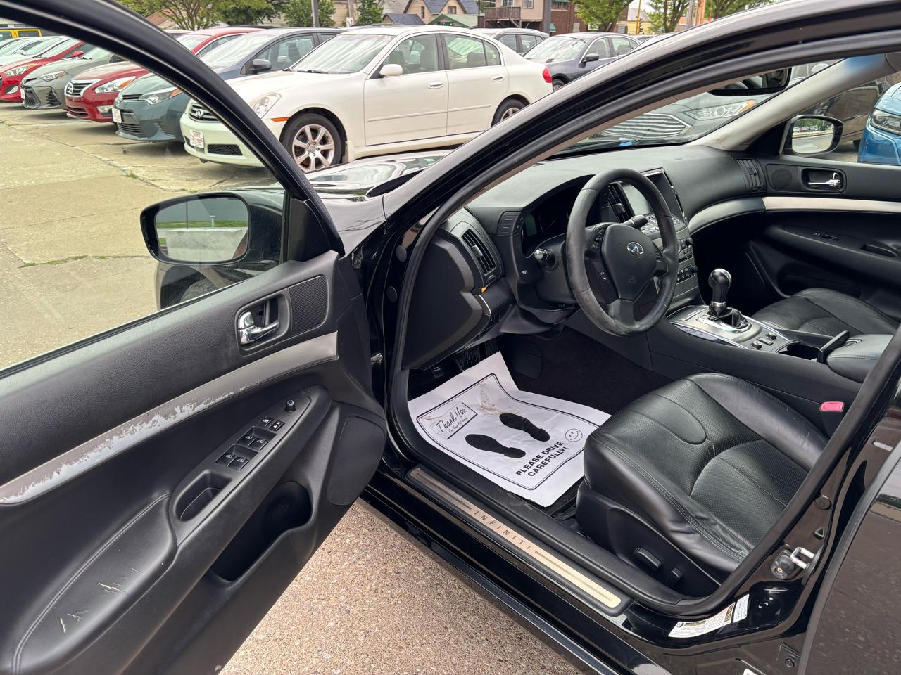 Infiniti G Sedan G25x AWD 2011