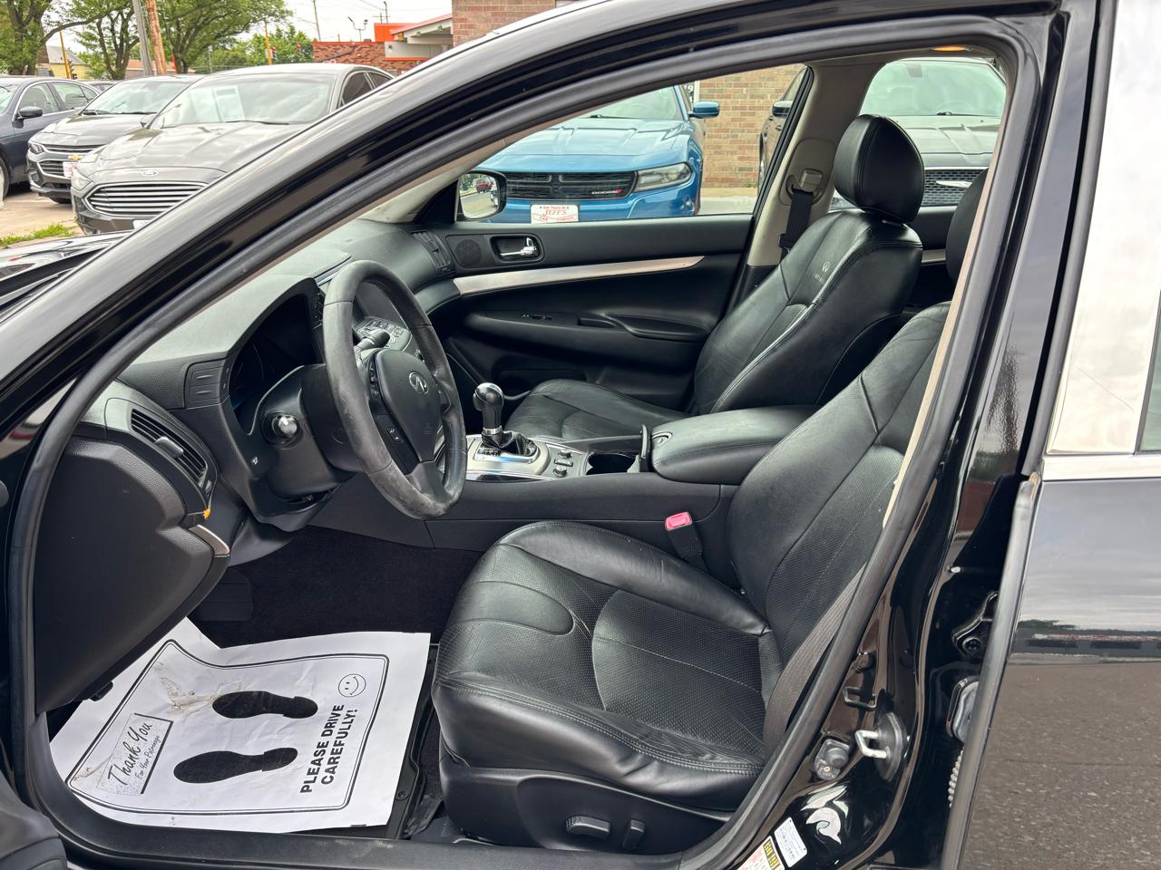 Infiniti G Sedan G25x AWD 2011